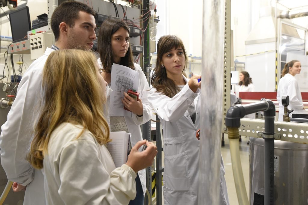 Laboratórios Engenharia Quimica_FEUP